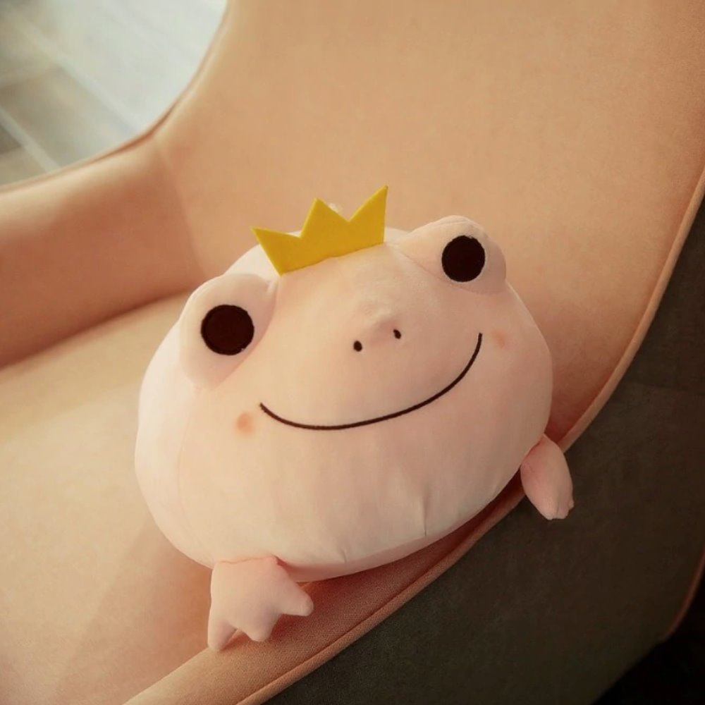 Fun Royal Frog Figurines