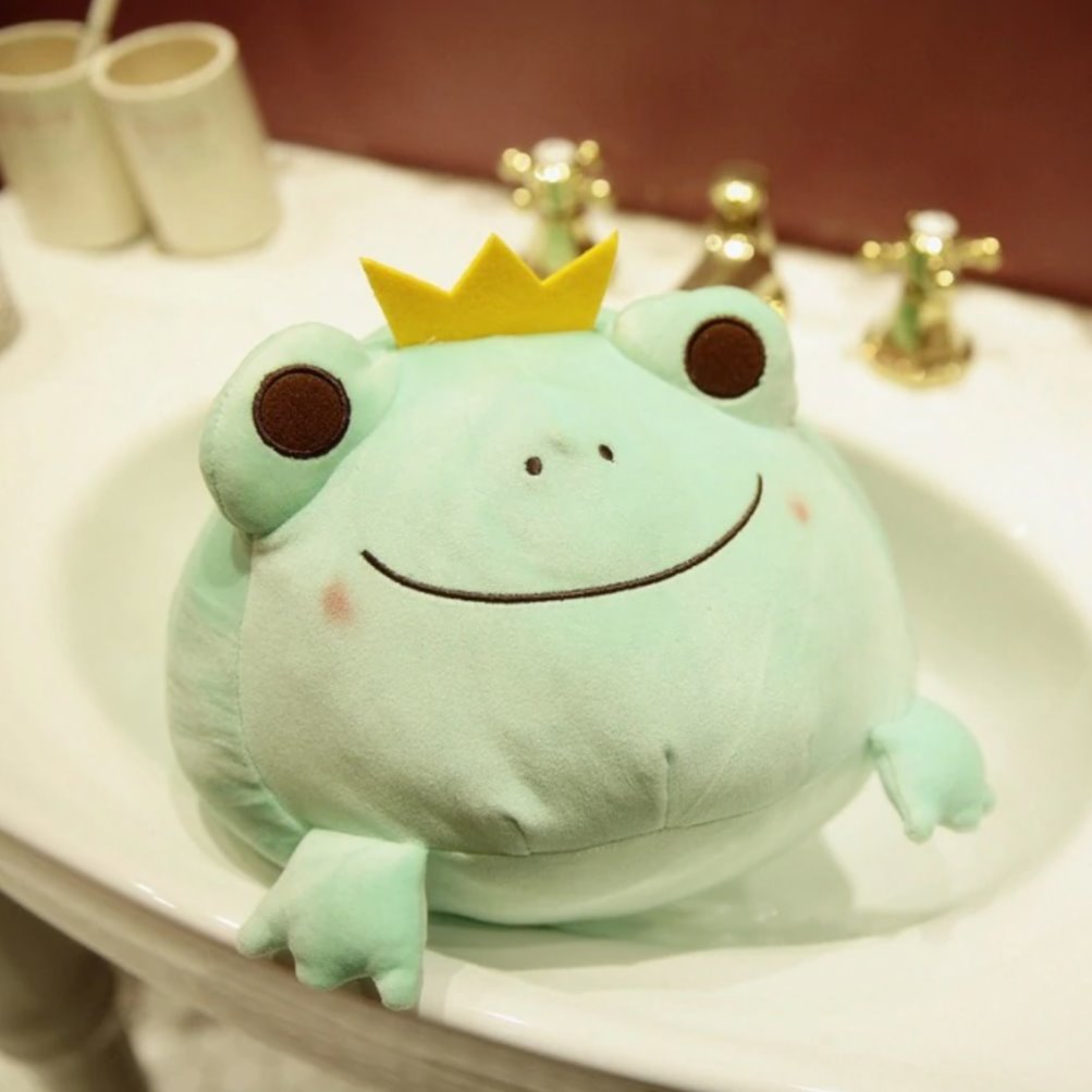 Fun Royal Frog Figurines