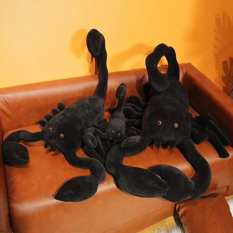 Befez | Brown Scorpion Pendant