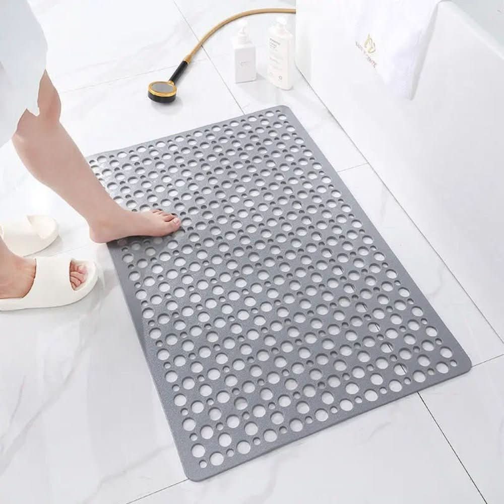 Antibacterial Bathroom Mat with Suction Cups and Fast Drainage