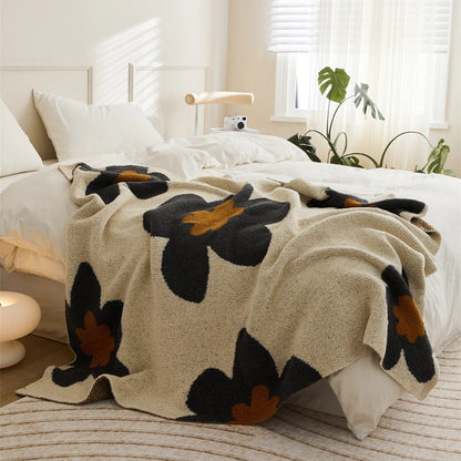 Plush Soft Microfiber Blanket for Cozy Warmth