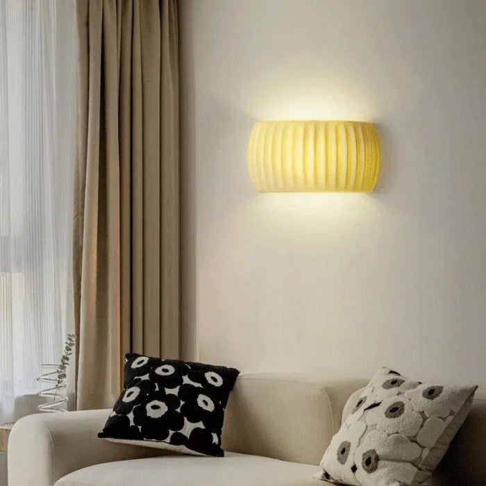 Elegant Metal Wall Light Fixture