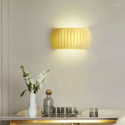 Elegant Metal Wall Light Fixture