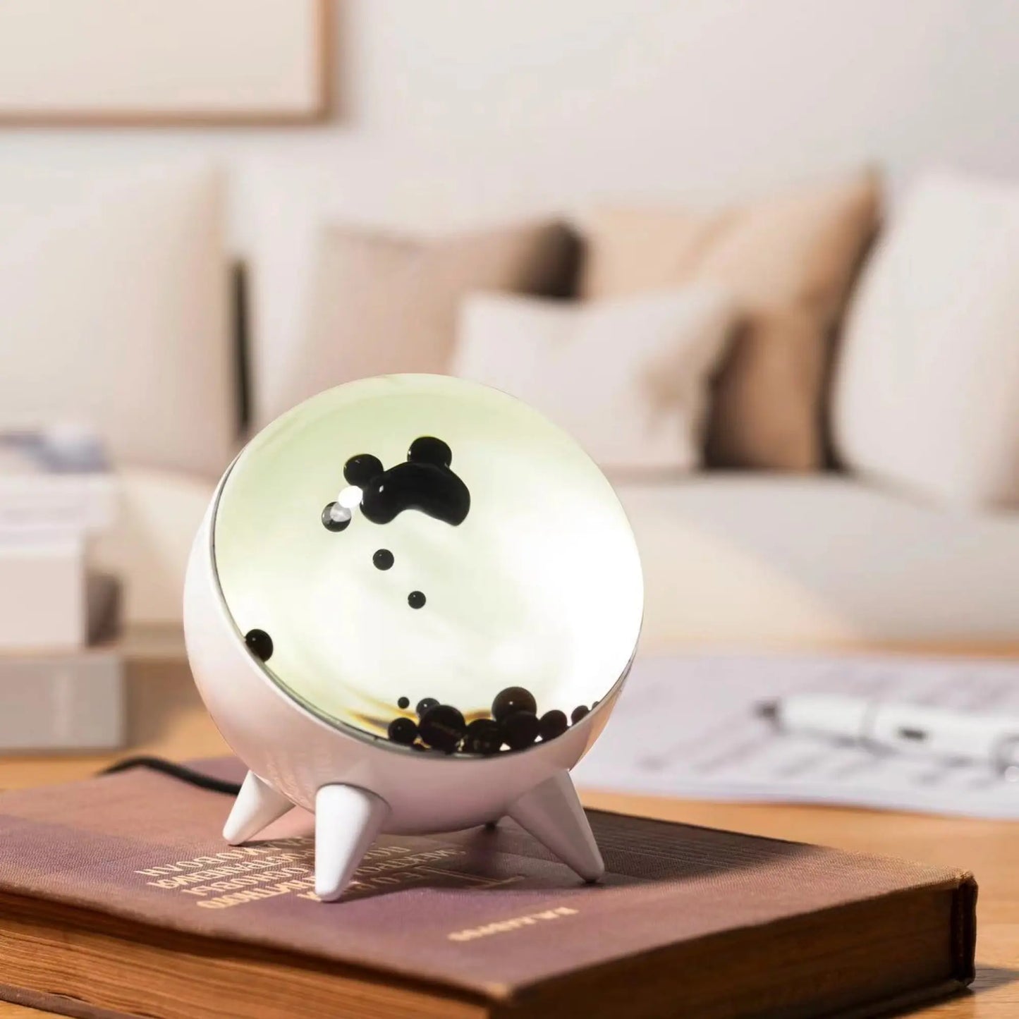 Colorful Sound Sensitive Ferrofluid Lamp