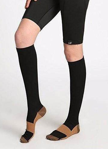 Supportive Athletic Socks (7 Pack) for Men and Women