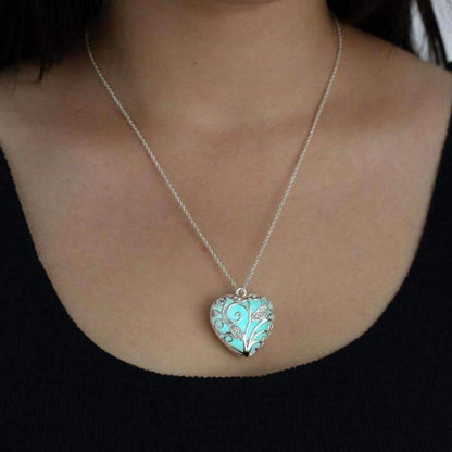 Befez | Glow In Dark Pendant Necklace