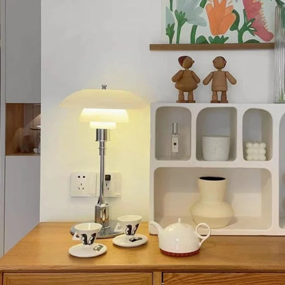 Stylish Desk Lamp with Sleek Design