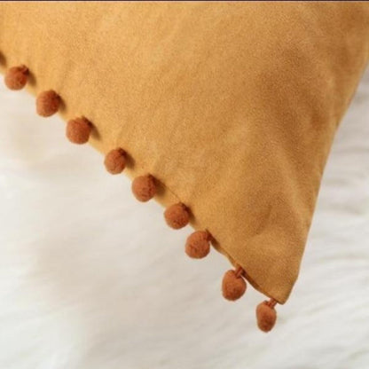Befez | Elegant Arch Pillow as Home Decor Accent