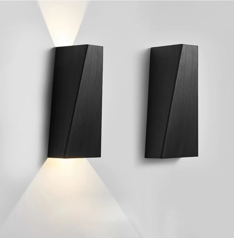 Elegant Modular LED Wall Light for Home Decor