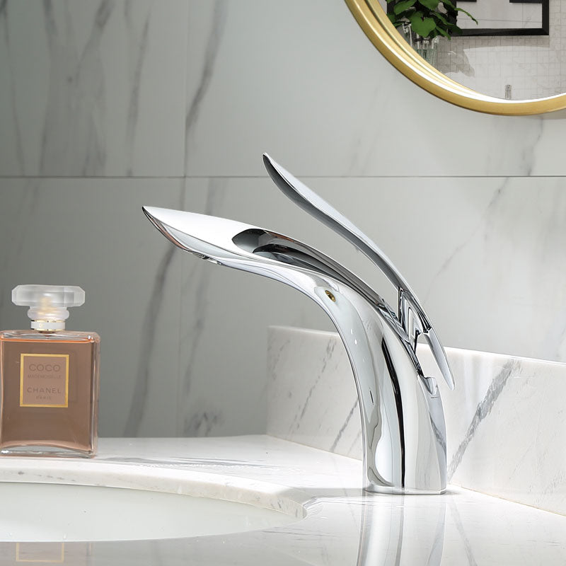 Premium Bathroom Sink Faucet for Elegant Bathrooms