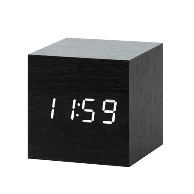 Simple Voice Controlled Digital Alarm Clock