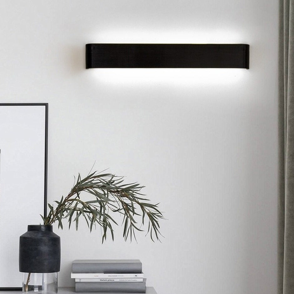 Stylish LED Wall Light - Perfect for Any Room