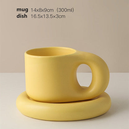 Simple Elegant Porcelain Tea Cup and Saucer Set