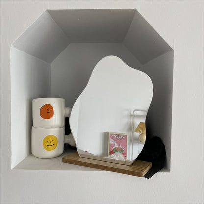 Stylish Curved Wall Mirror