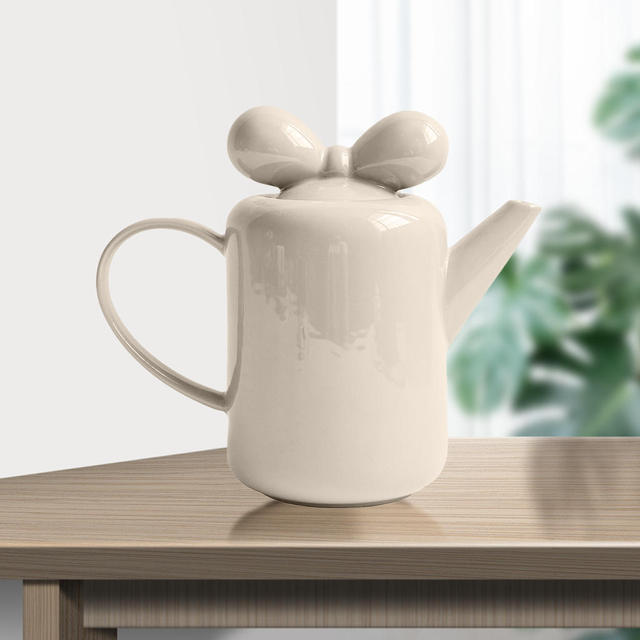 Elegant Knot Pattern Ceramic Tea Pot