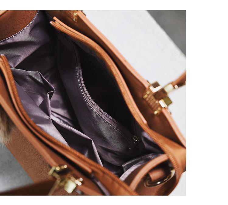 Soft Genuine Leather Ladies Shoulder Handbag