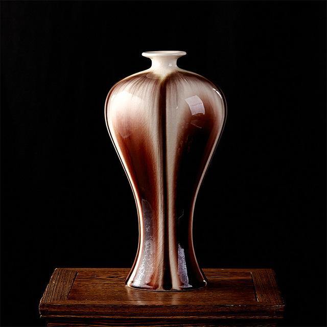 Traditional Chinese Ice Crack Decorative Vase