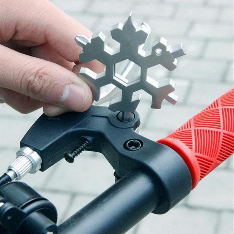 Compact 15-in-1 Winter Pocket Multi-Tool