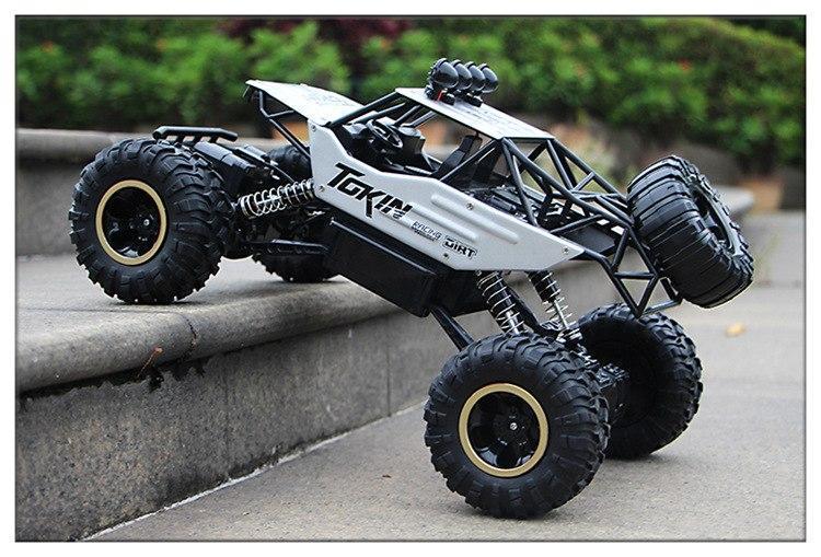 Best 4X4 RC Offroad Truck with Dual Motors