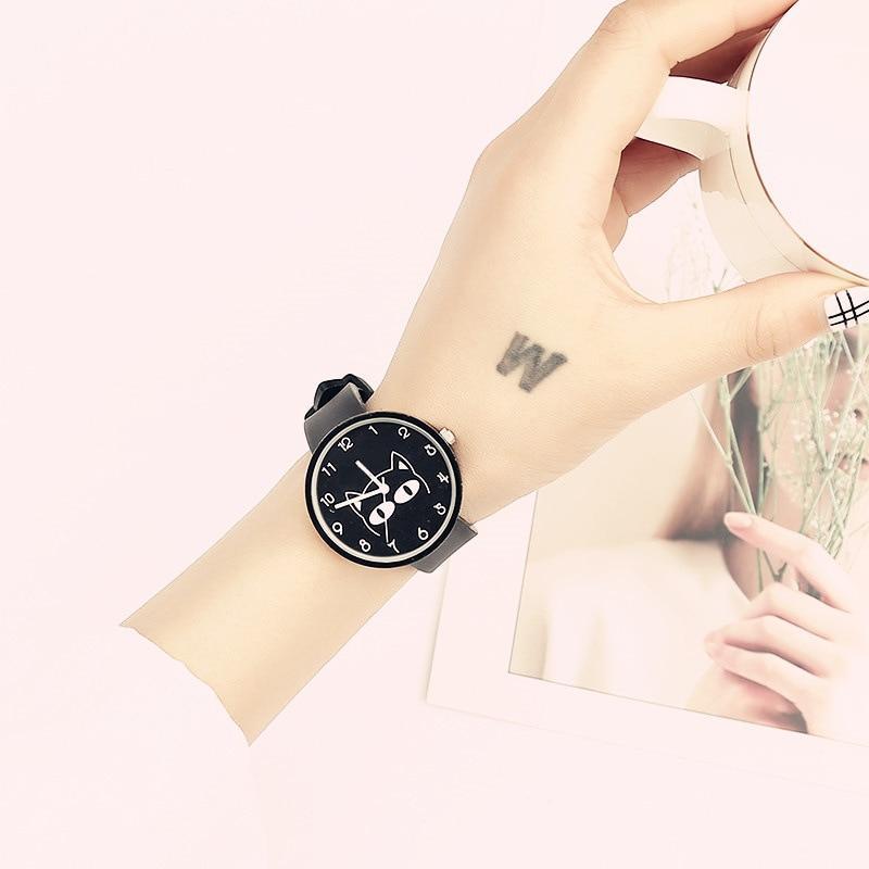 Simple Black Cat Theme Ladies Wrist Watch