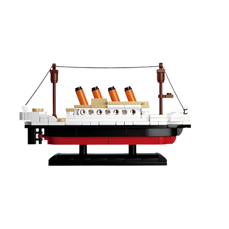 Titanic Building Kit for Kids - Historic Model Set
