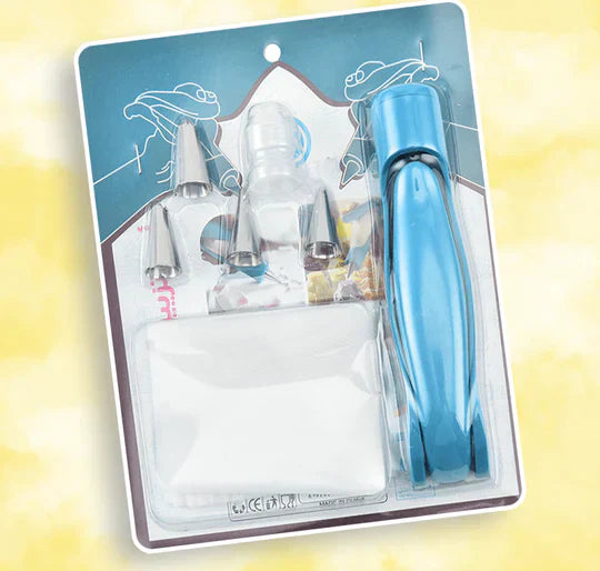Delicious Cake Decorating Kit