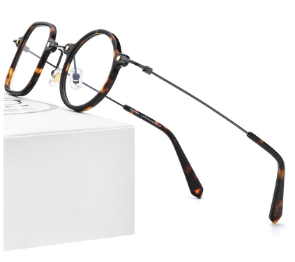 Unique Style Men's Titanium Glasses