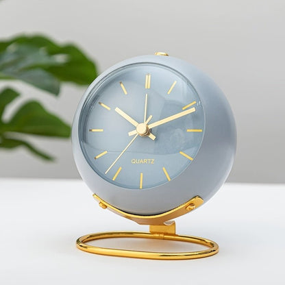 Vintage Style Analog Wake Up Clock