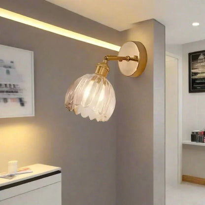 Classic Floral Glass Wall Lamp