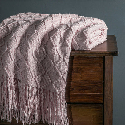 Cozy Plaid Throw Blanket with Tassels for Sofa
