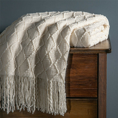 Cozy Plaid Throw Blanket with Tassels for Sofa