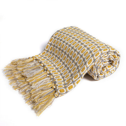 Cozy Plaid Throw Blanket with Tassels for Sofa
