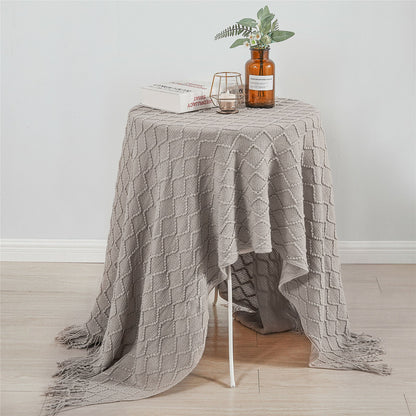 Cozy Plaid Throw Blanket with Tassels for Sofa
