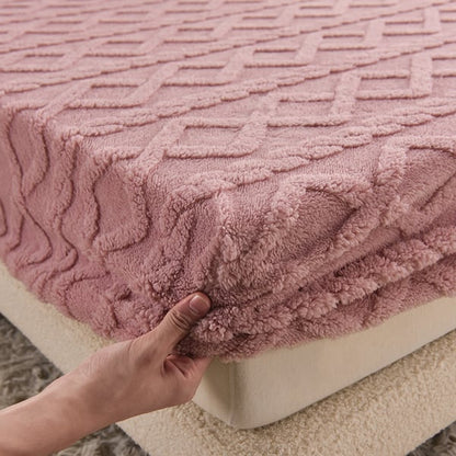 Cozy Plush Blanket for All Seasons Sleep