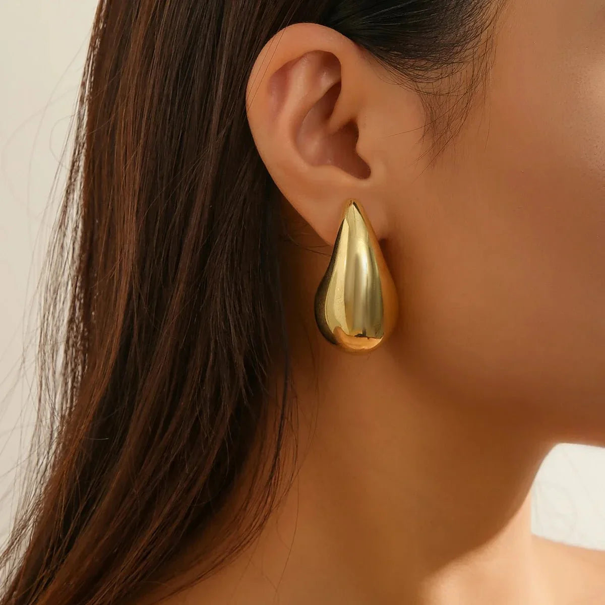 Fashionable Drop Shaped Earrings