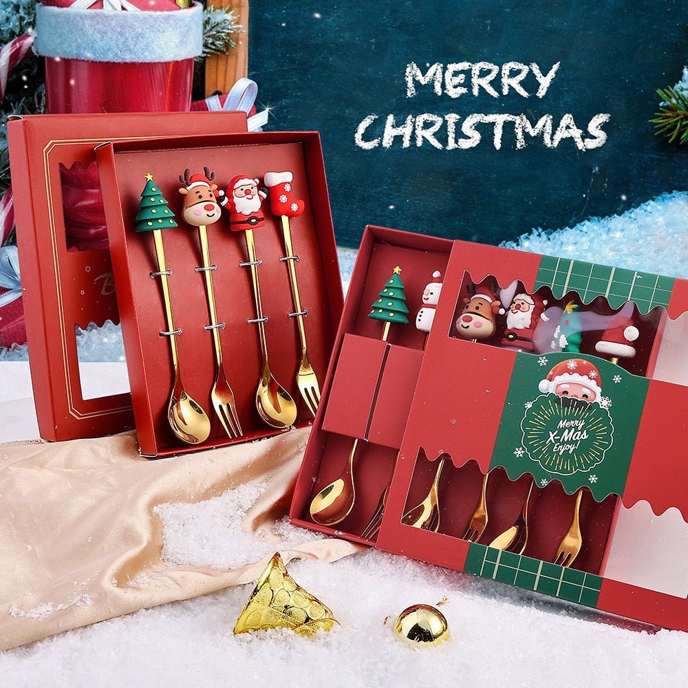 Befez | Classic Holiday Table Centerpiece