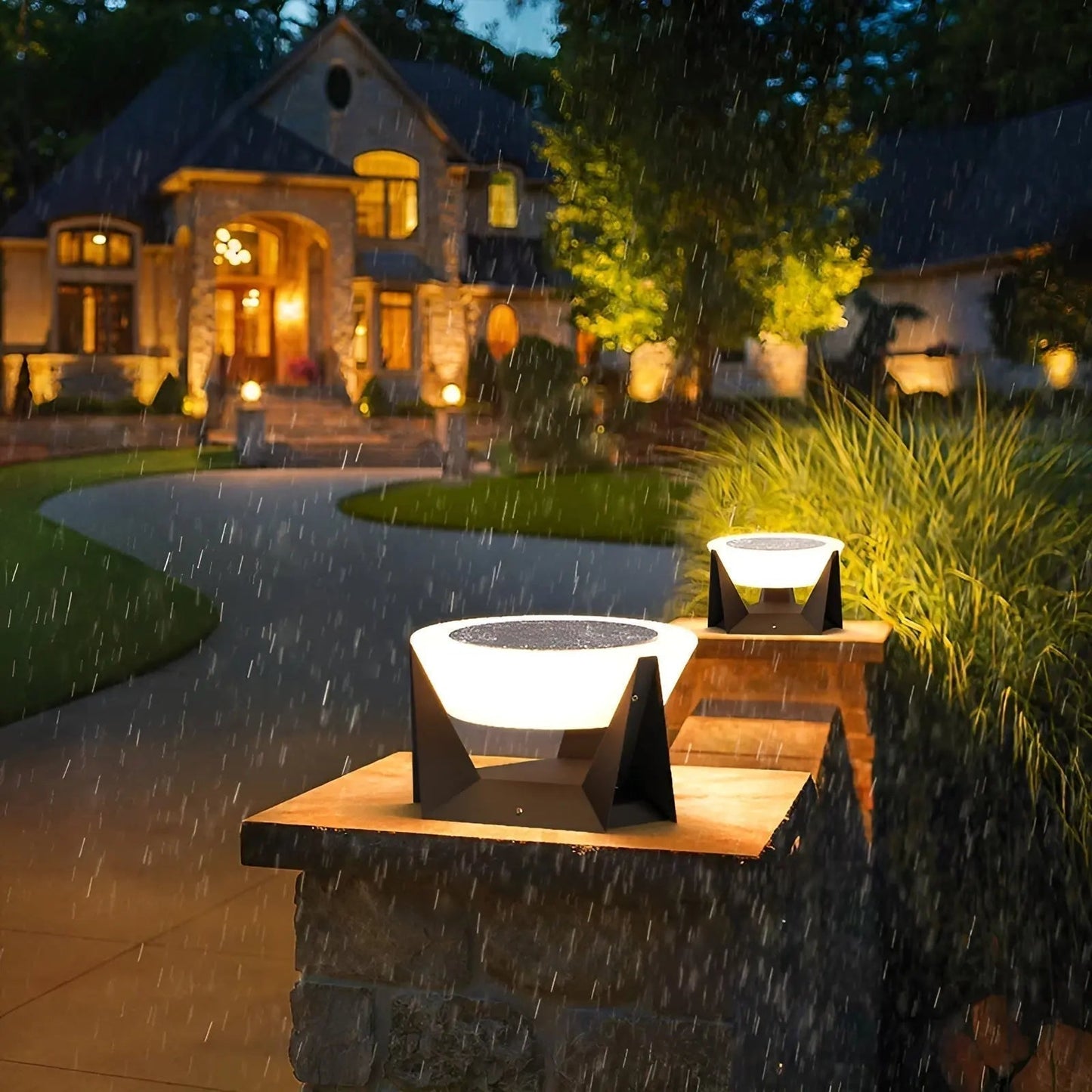 Befez | Traditional Asian Solar Powered Garden Lamp