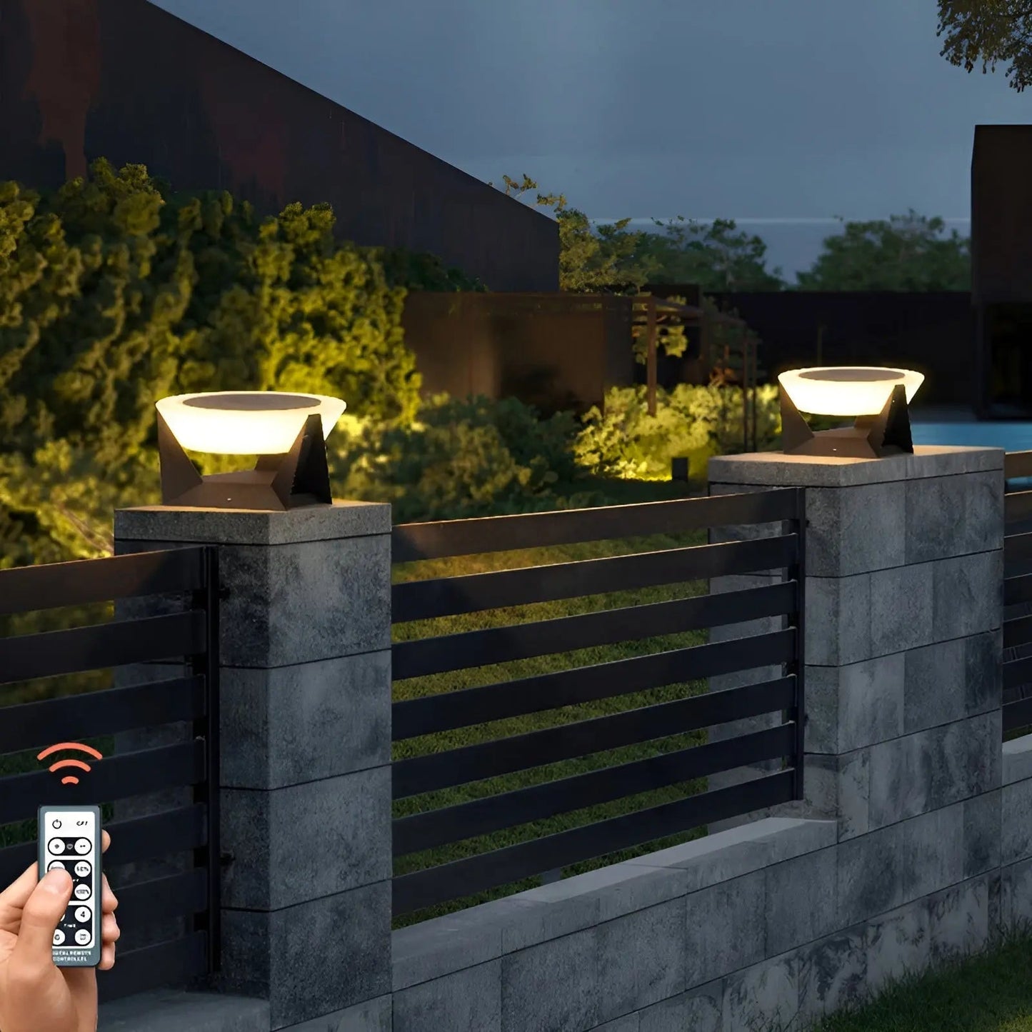 Befez | Traditional Asian Solar Powered Garden Lamp